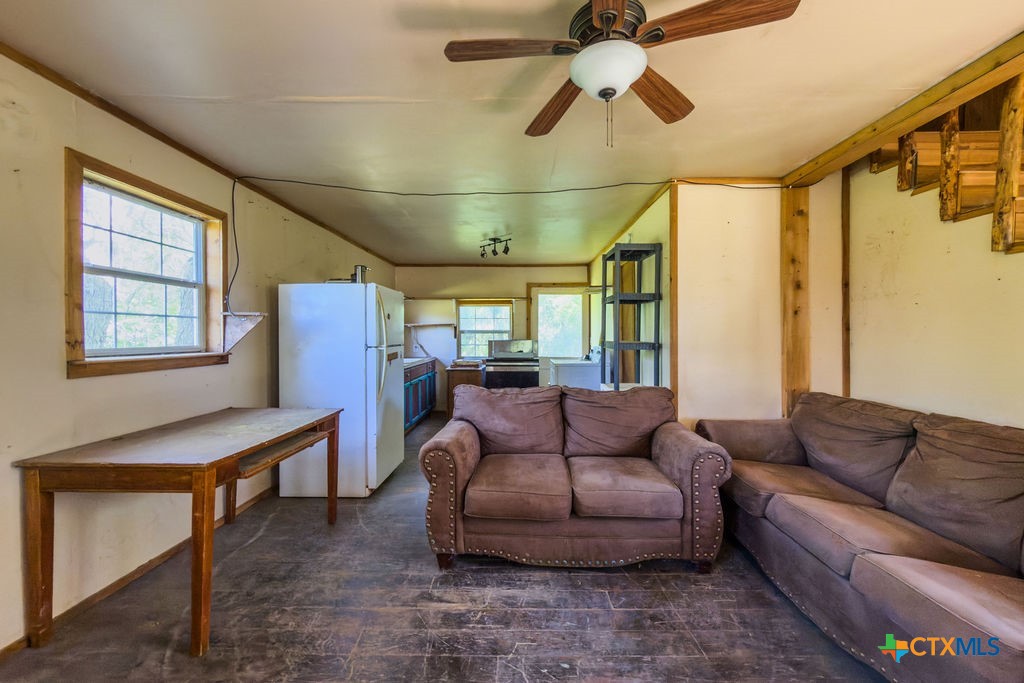 main property photo 44
