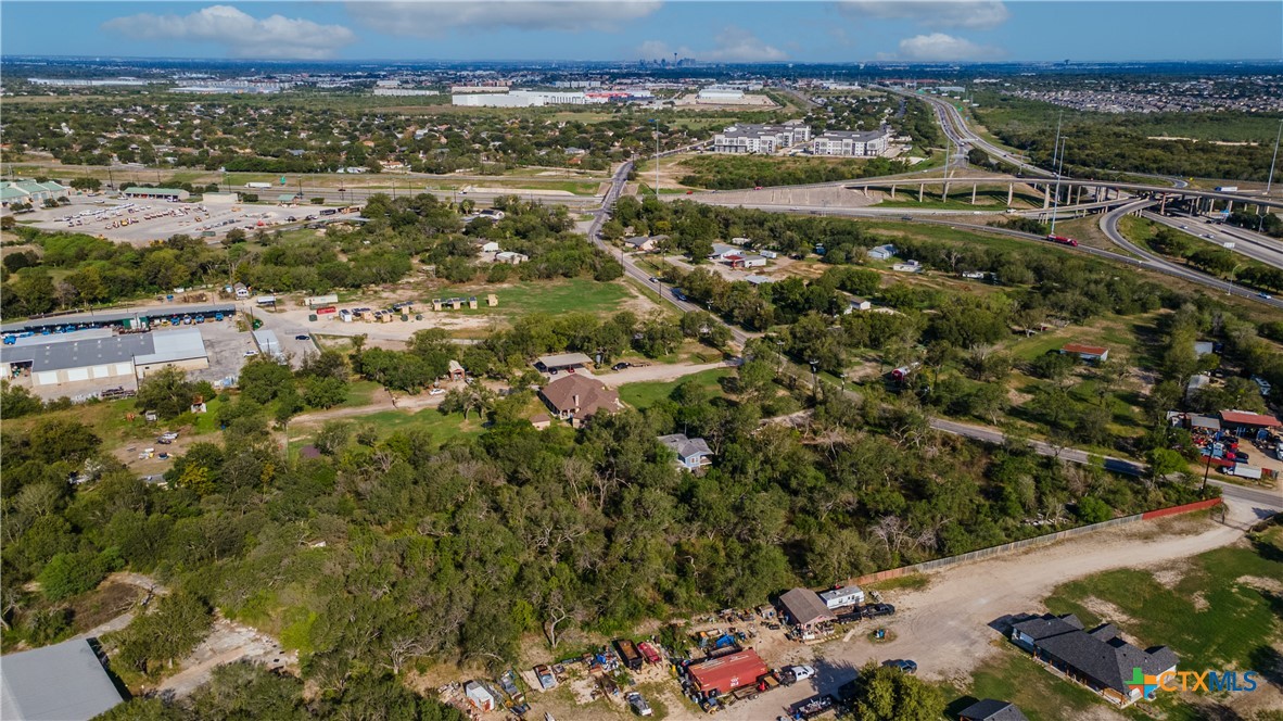 main property photo 13