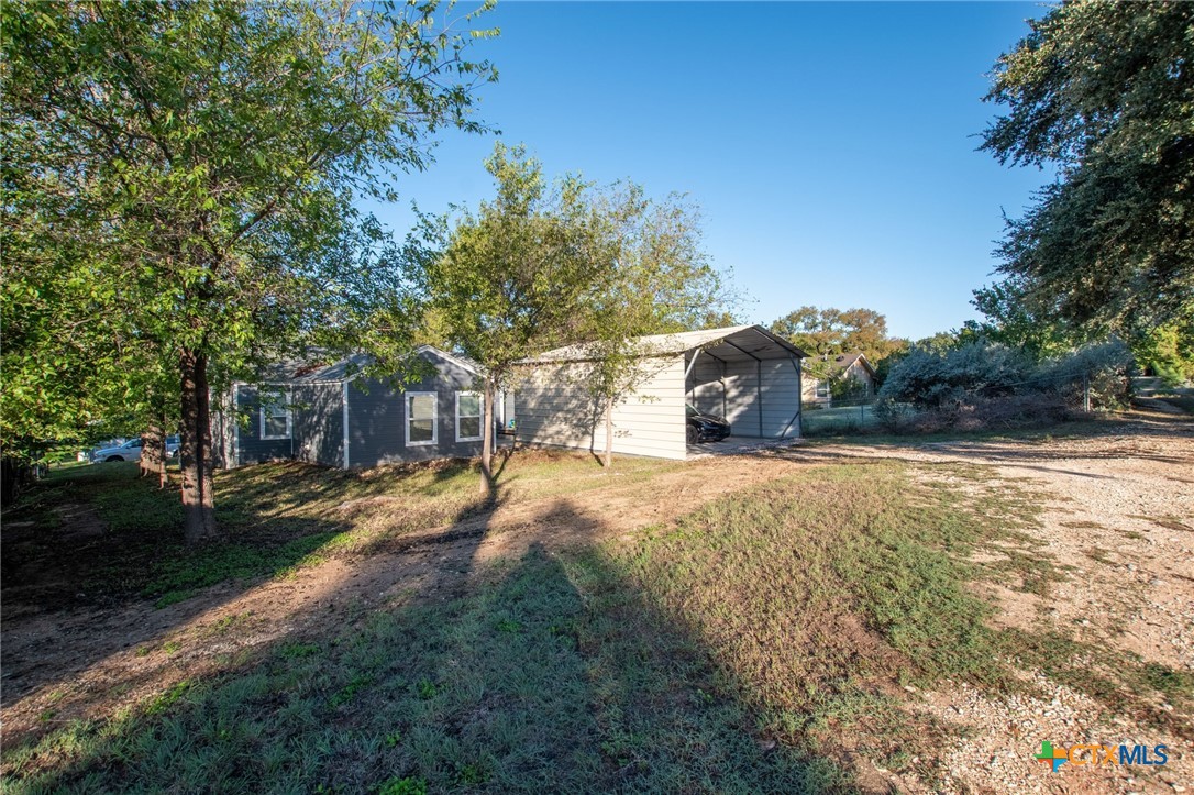 main property photo 23