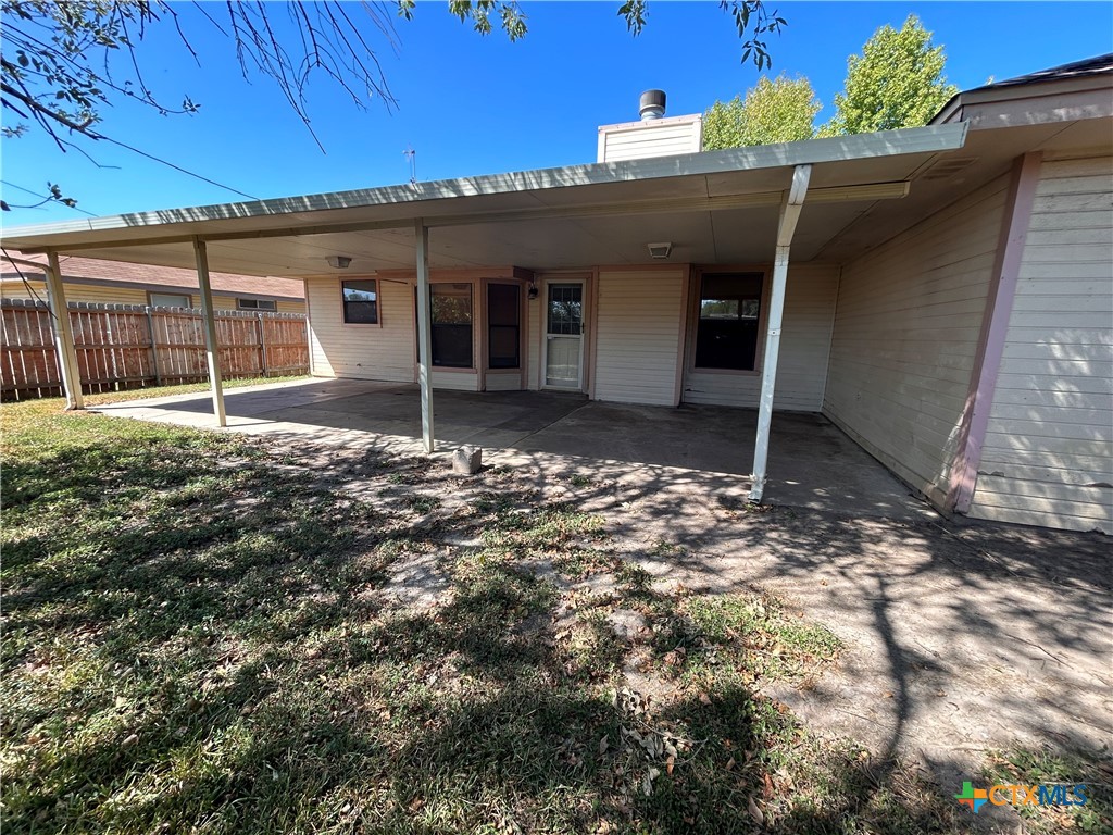 main property photo 7