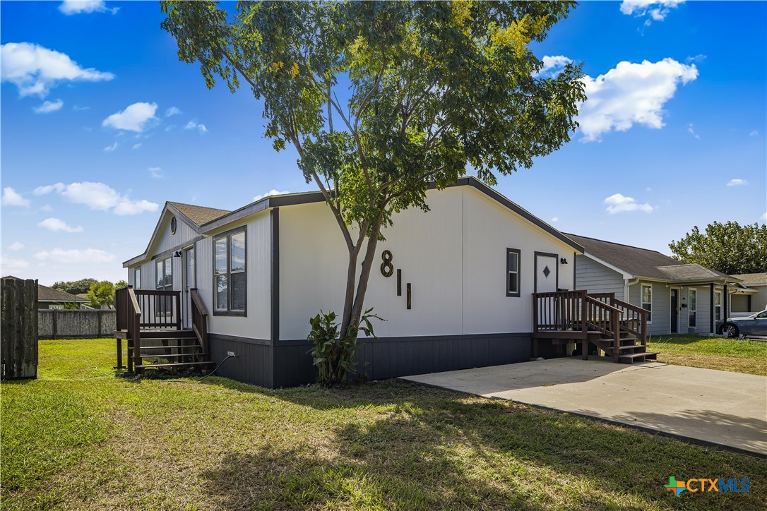 main property photo 28