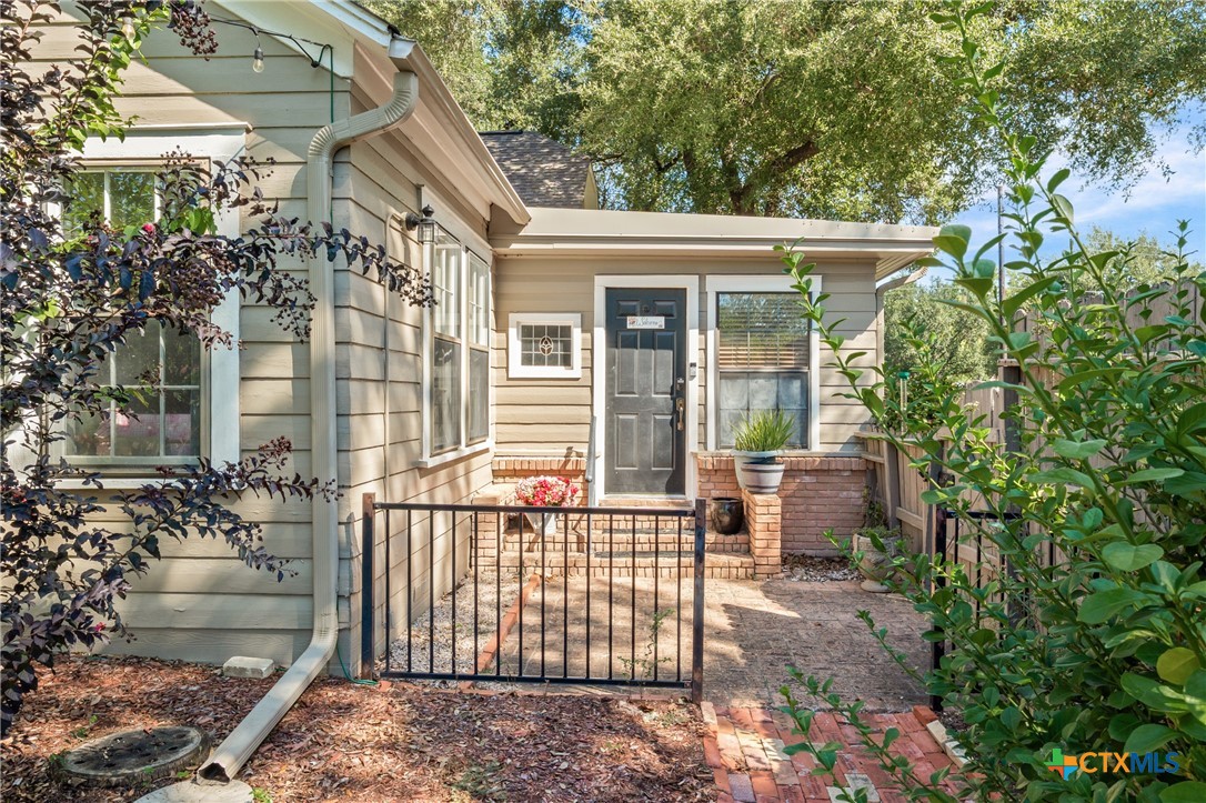 main property photo 29