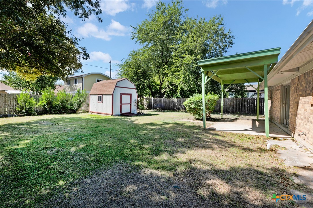main property photo 9