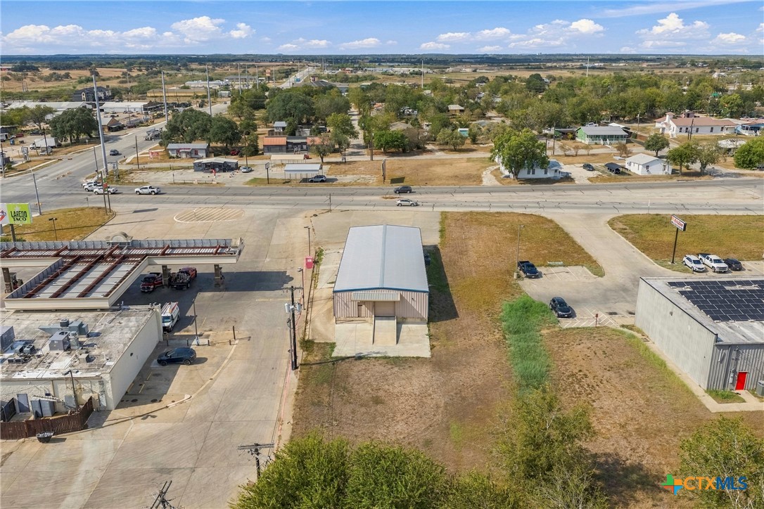 main property photo 32