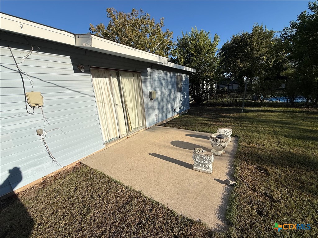 main property photo 18