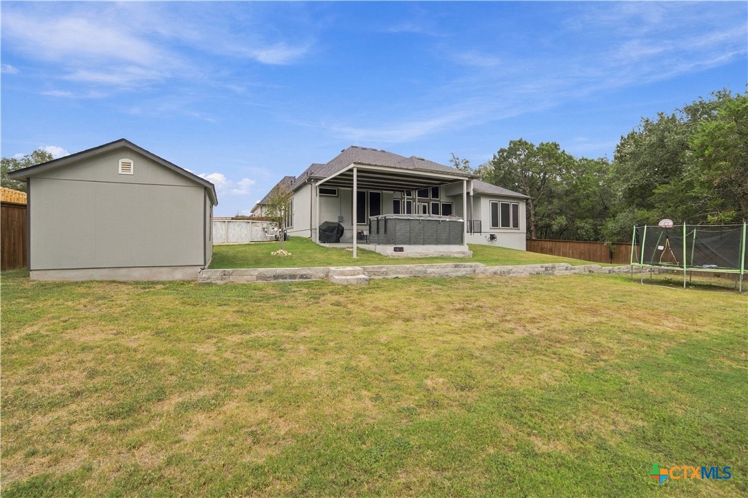 main property photo 19
