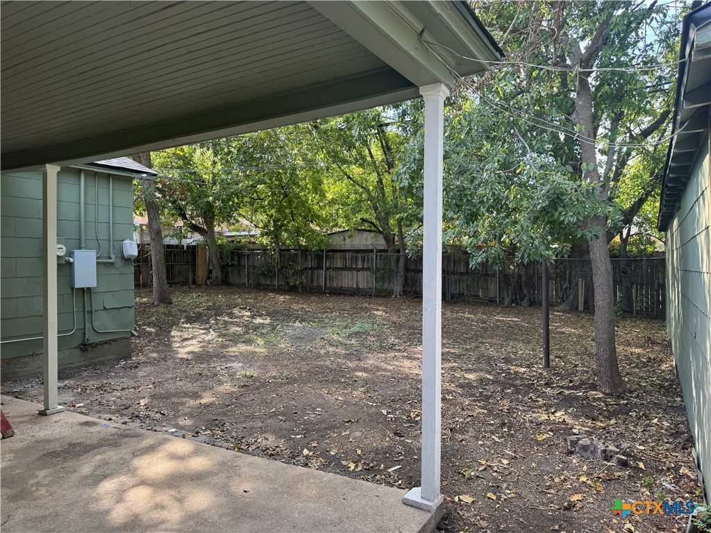 main property photo 11