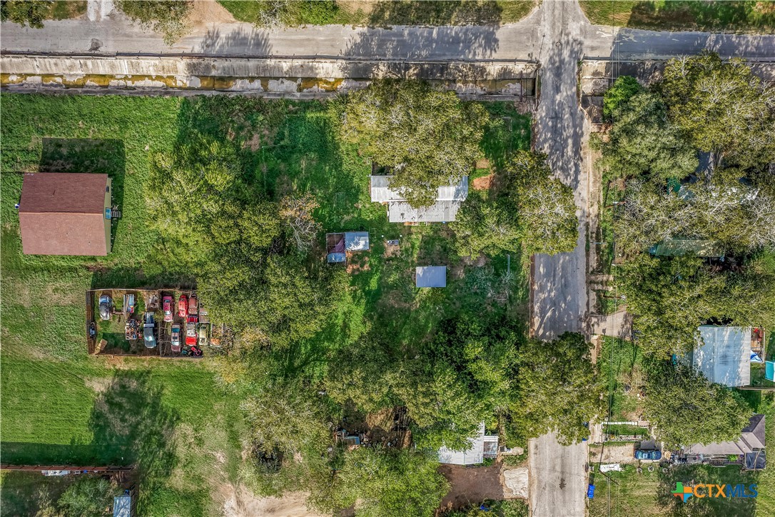 main property photo 23