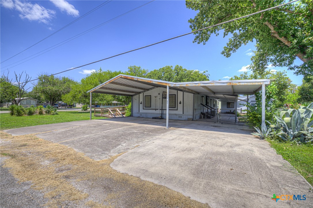 main property photo 35