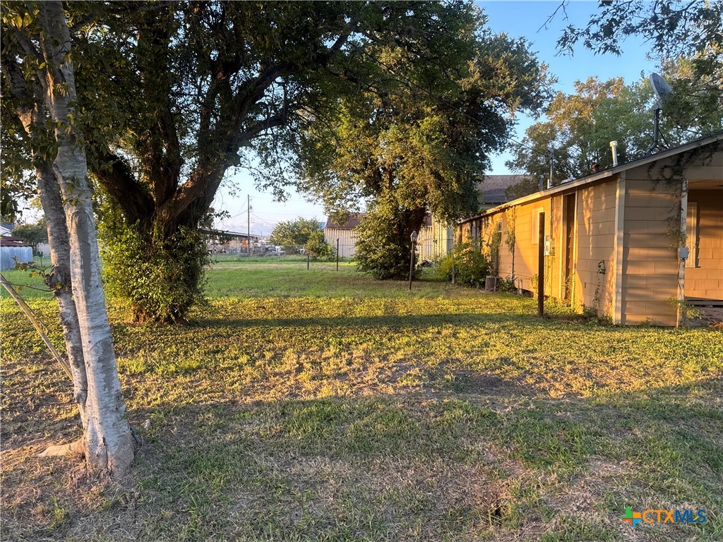 main property photo 18