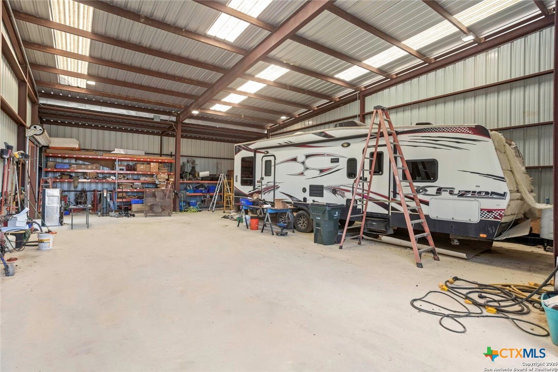 main property photo 11