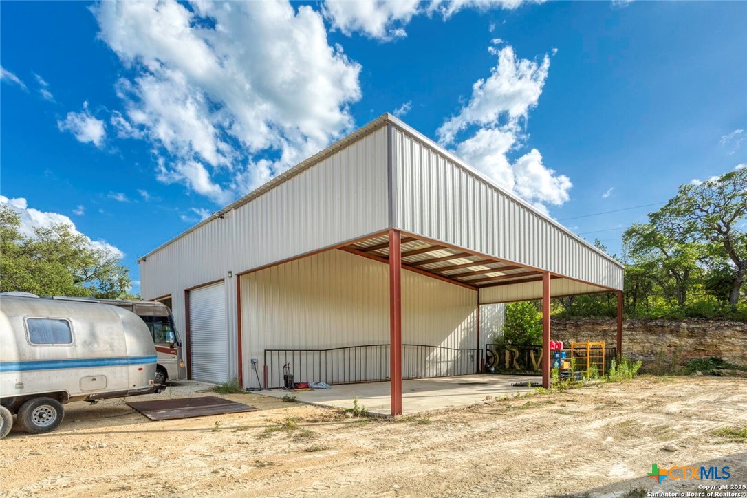 main property photo 15
