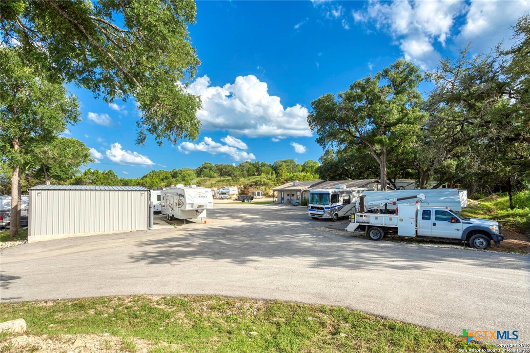 main property photo 17