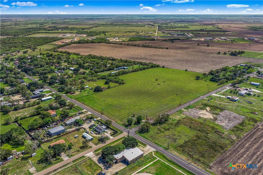 main property photo 10