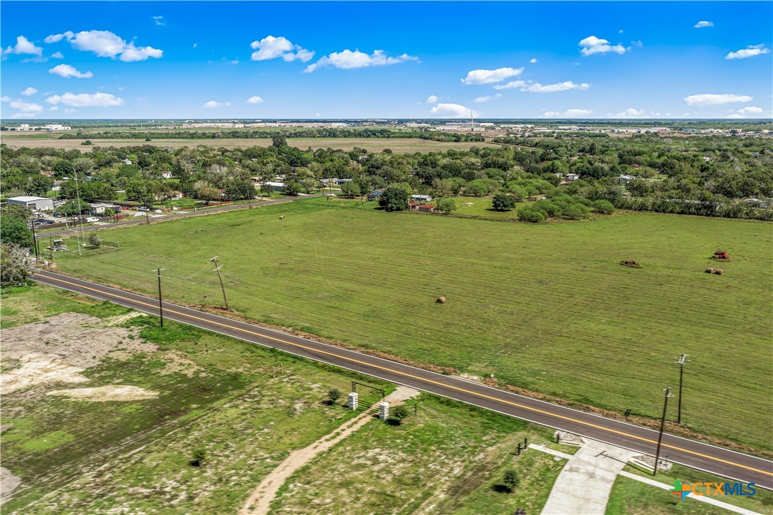 main property photo 14