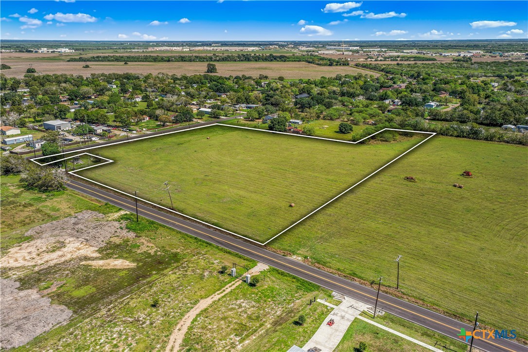 main property photo 15