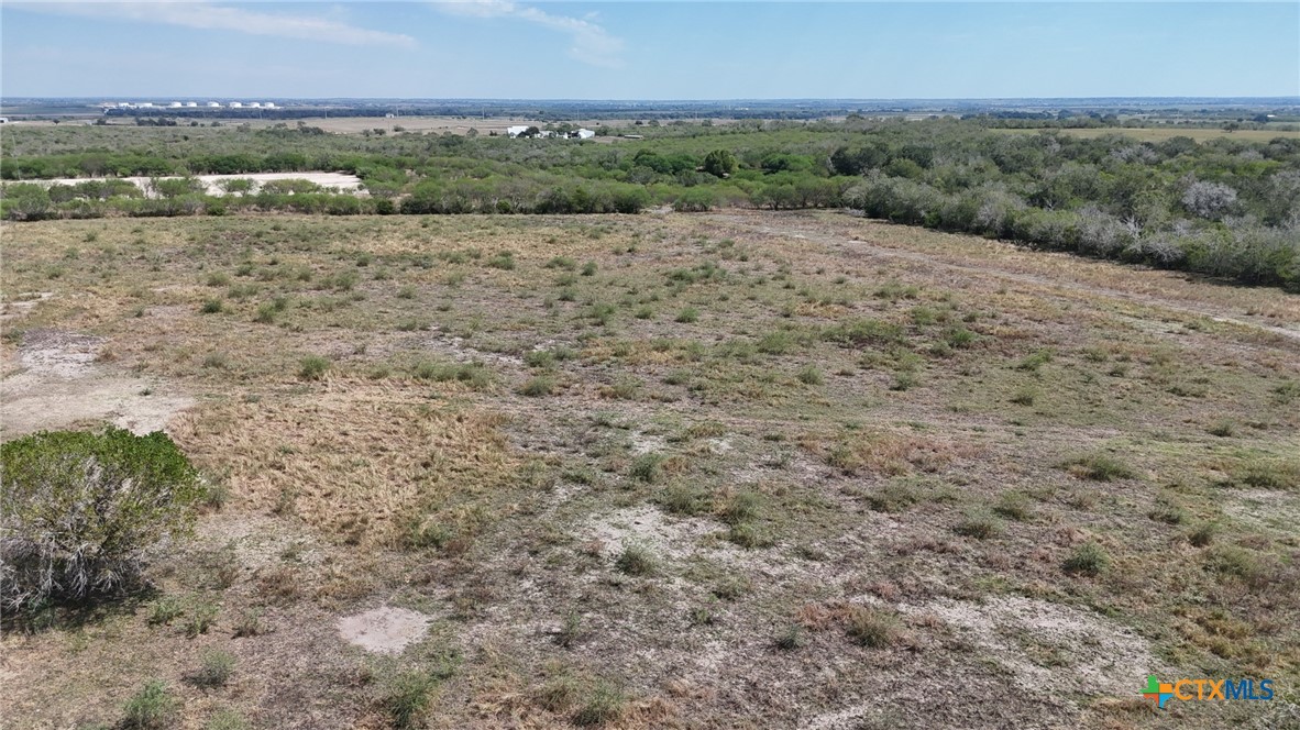 main property photo 11