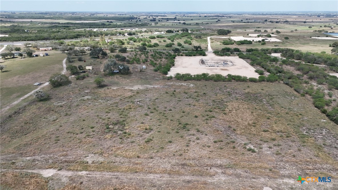 main property photo 28