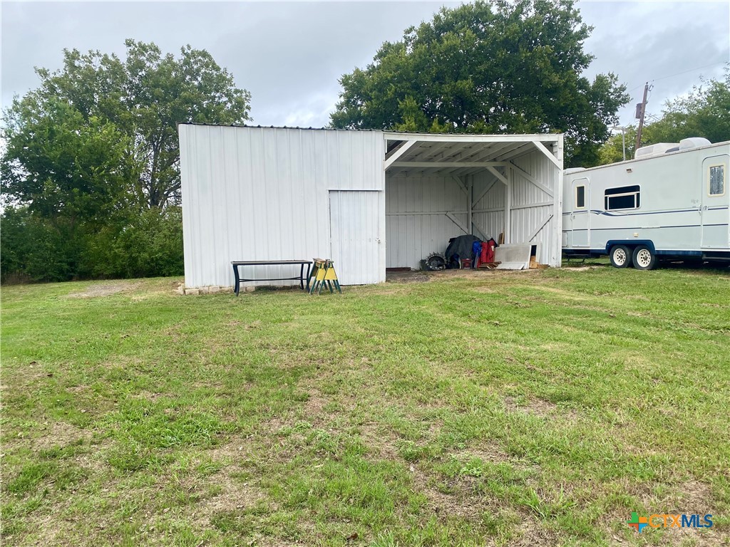 main property photo 18