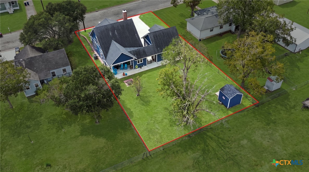 main property photo 28