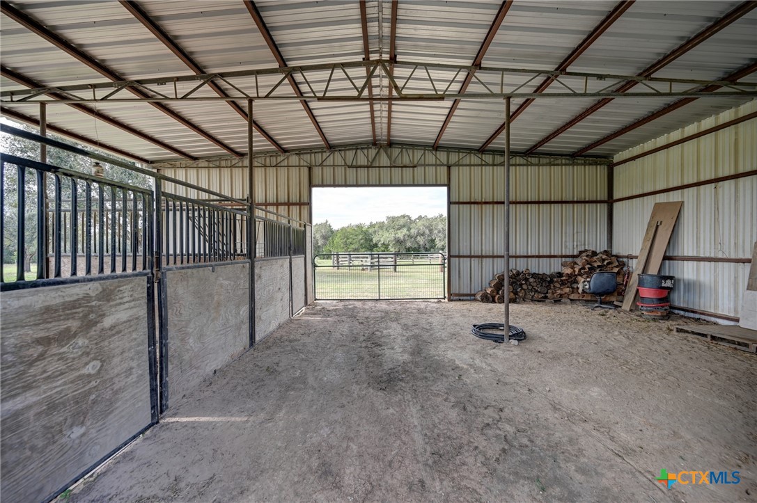 main property photo 39