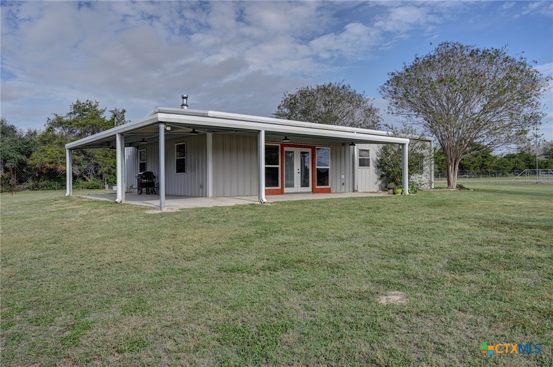 main property photo 6