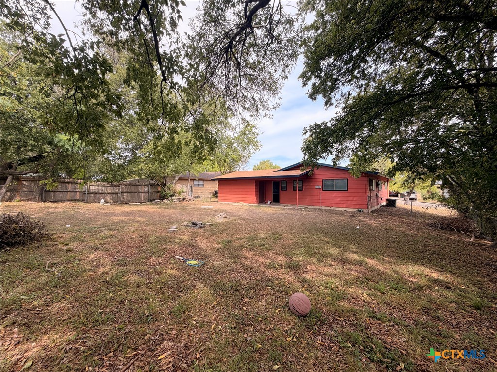 main property photo 13