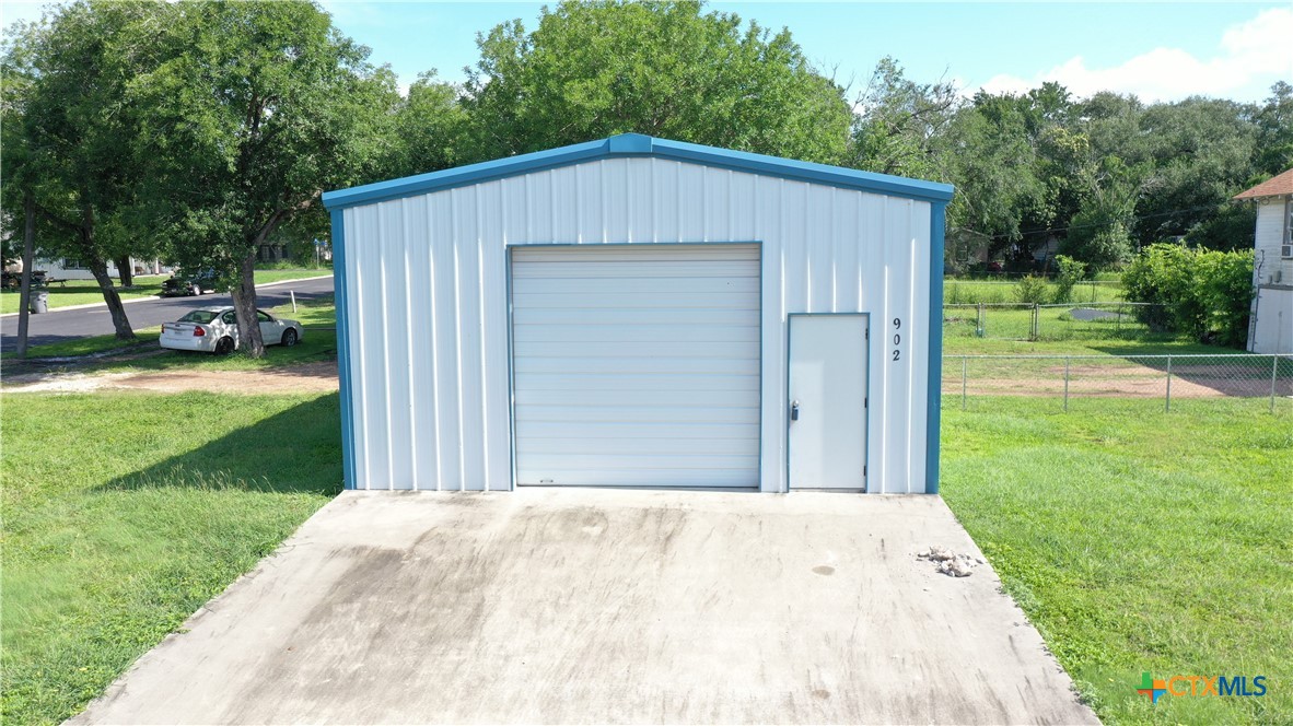 main property photo 2