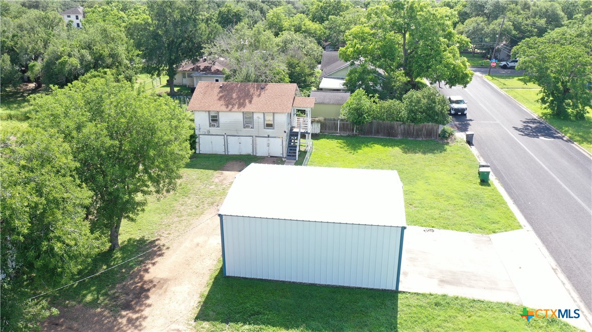 main property photo 6