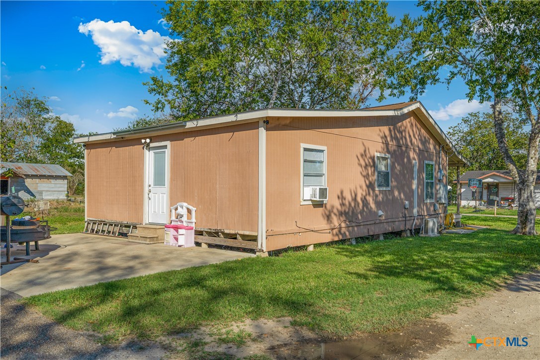 main property photo 5