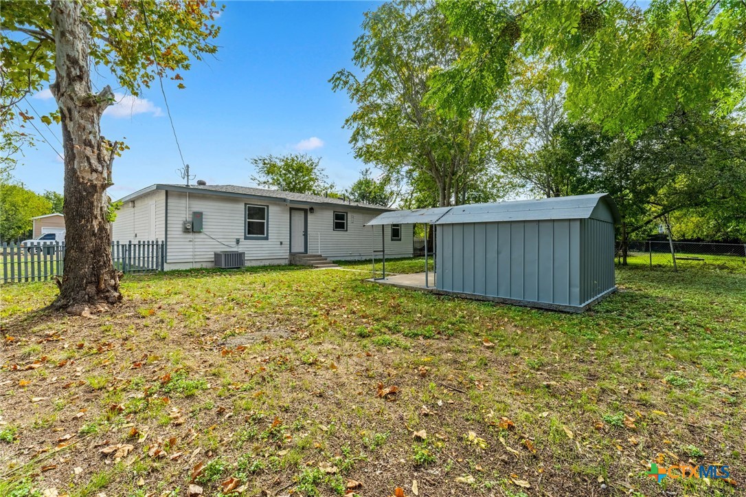 main property photo 23
