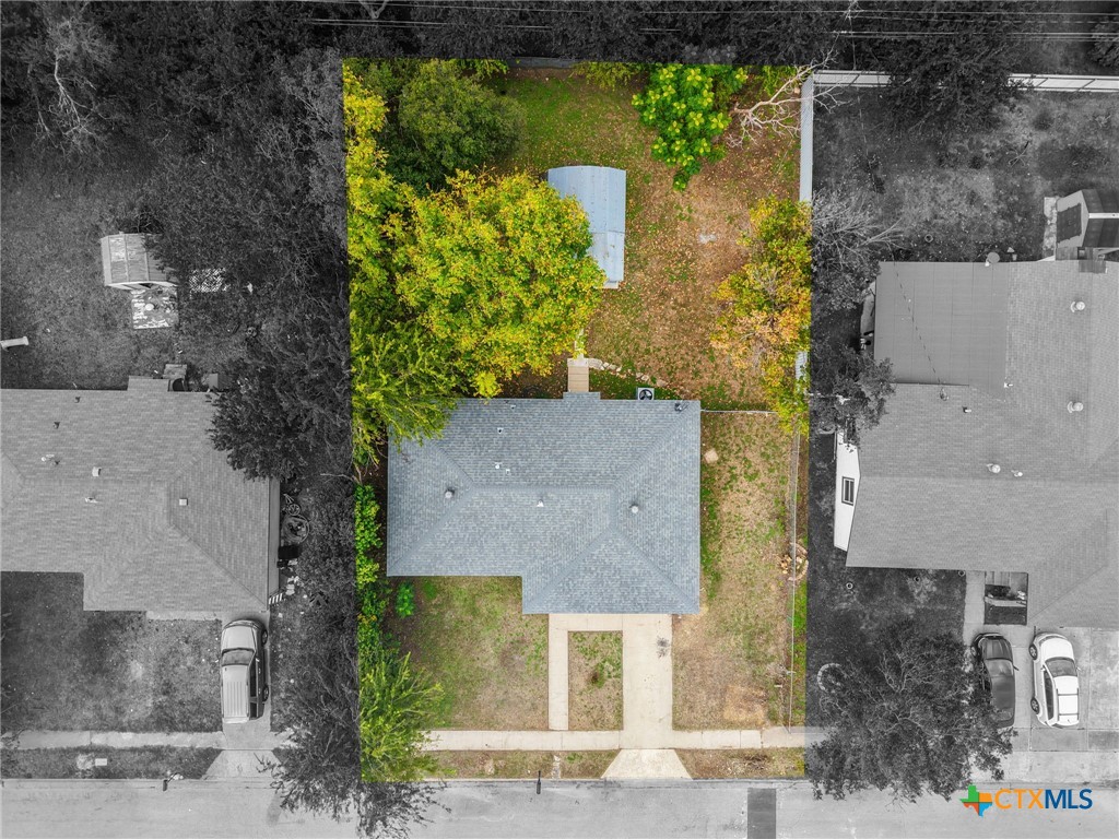 main property photo 30