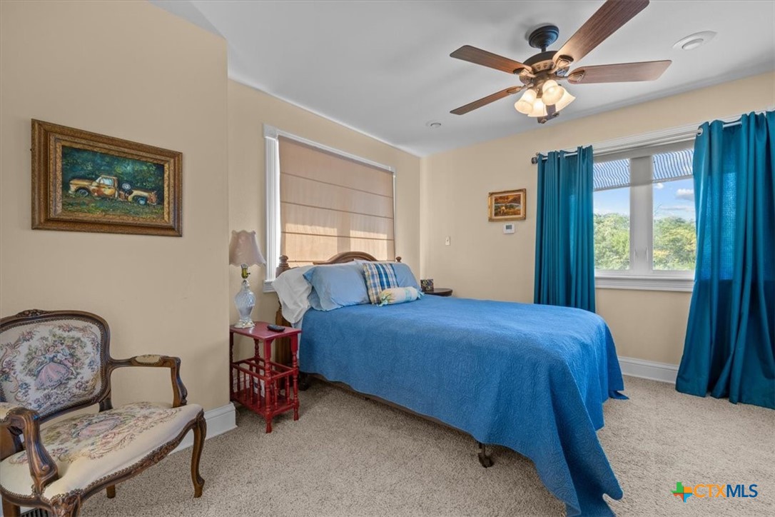 main property photo 16