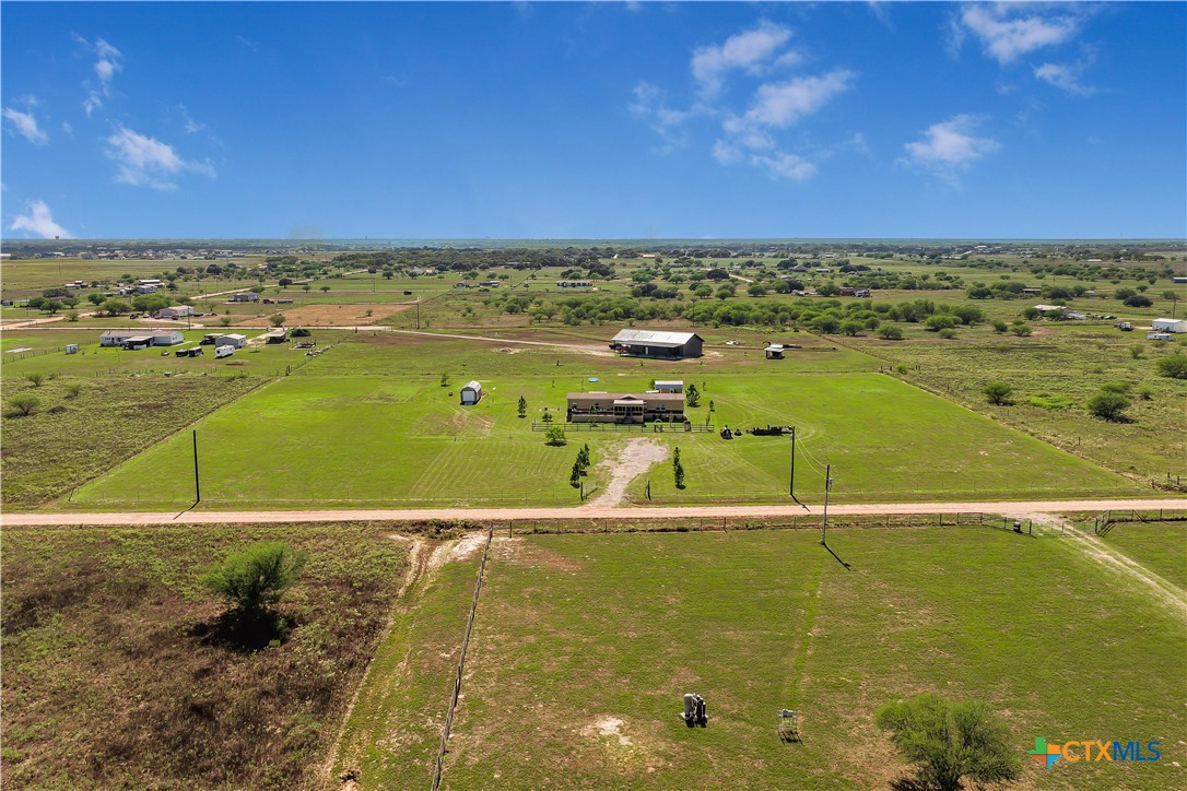 main property photo 28