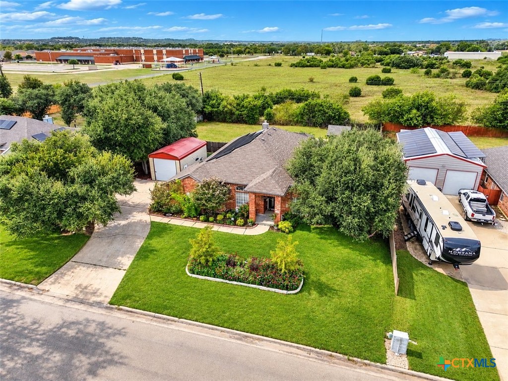 main property photo 45