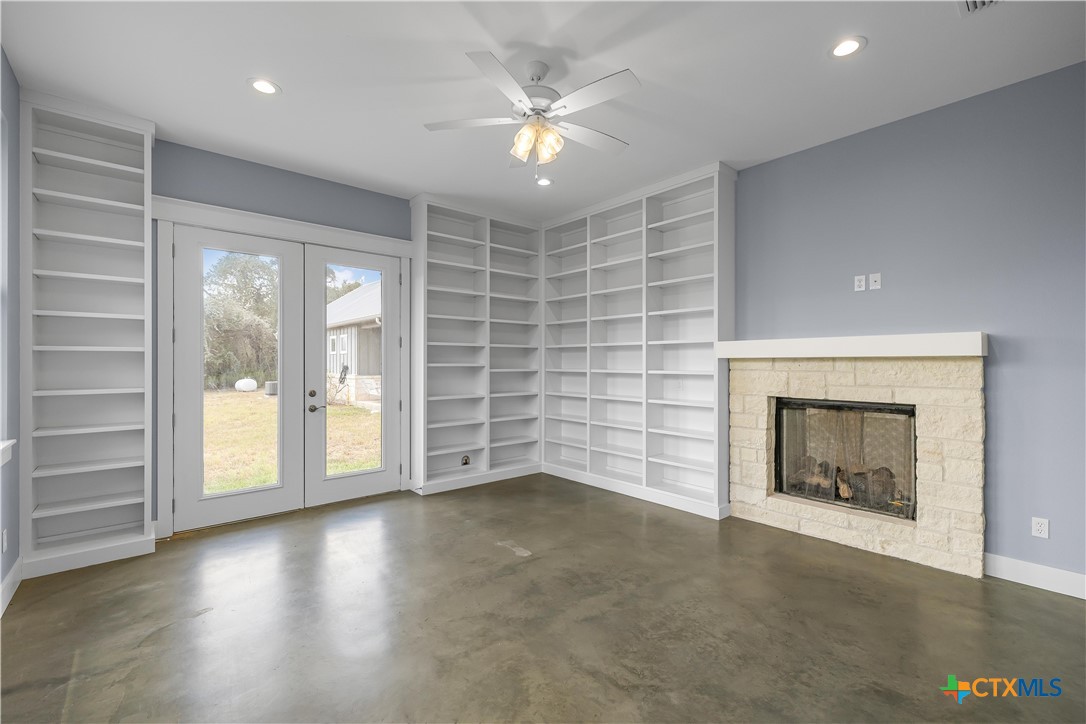 main property photo 17