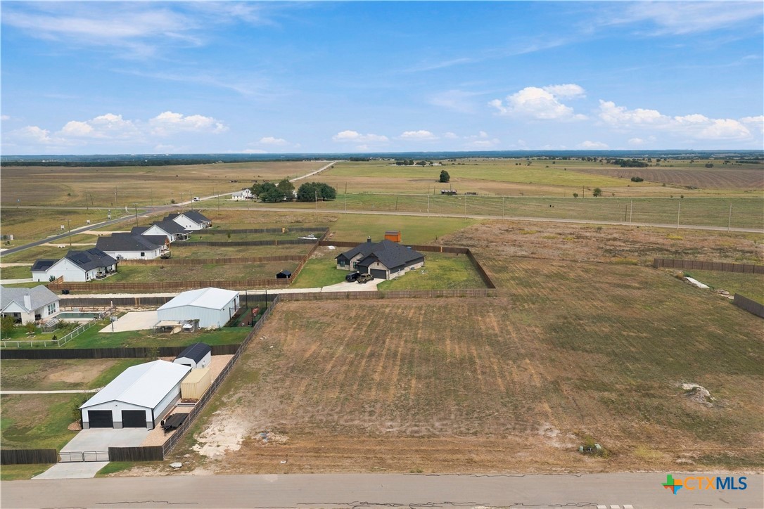 main property photo 11