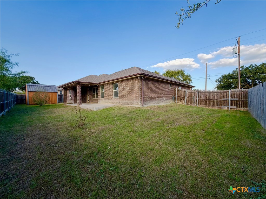 main property photo 22