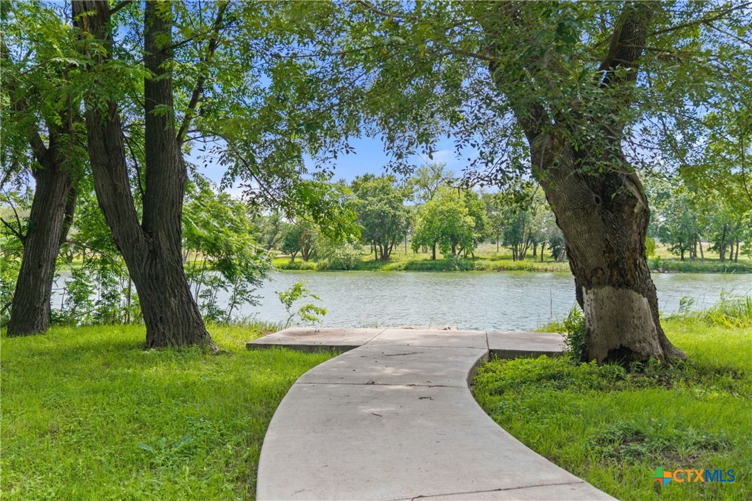 main property photo 31