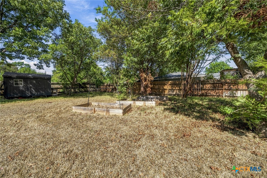 main property photo 36
