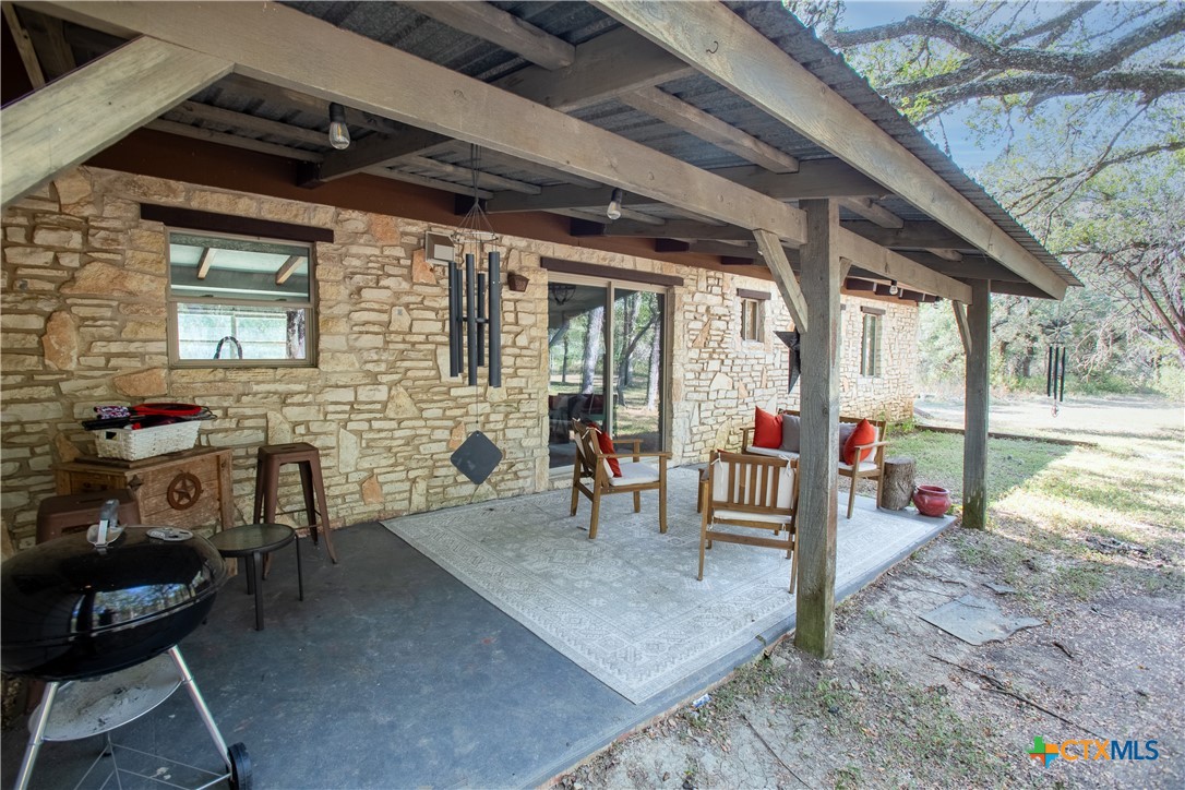 main property photo 16