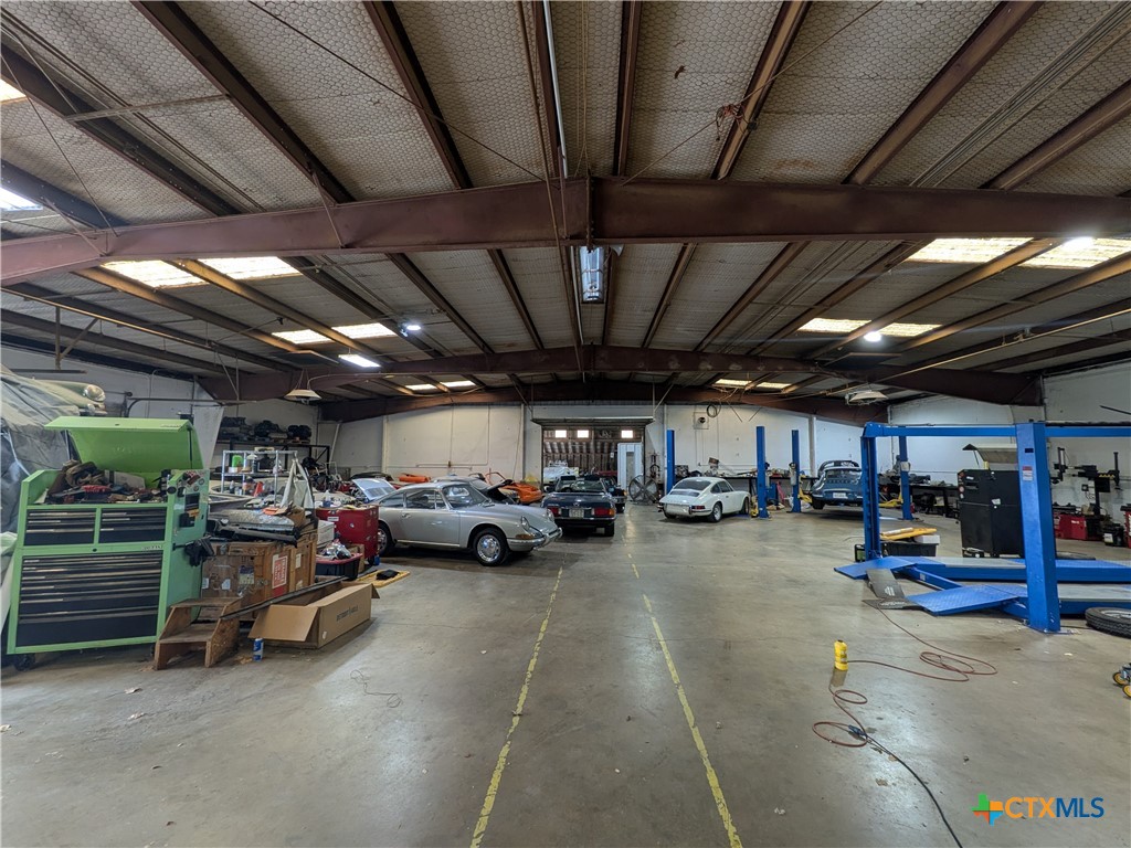main property photo 15