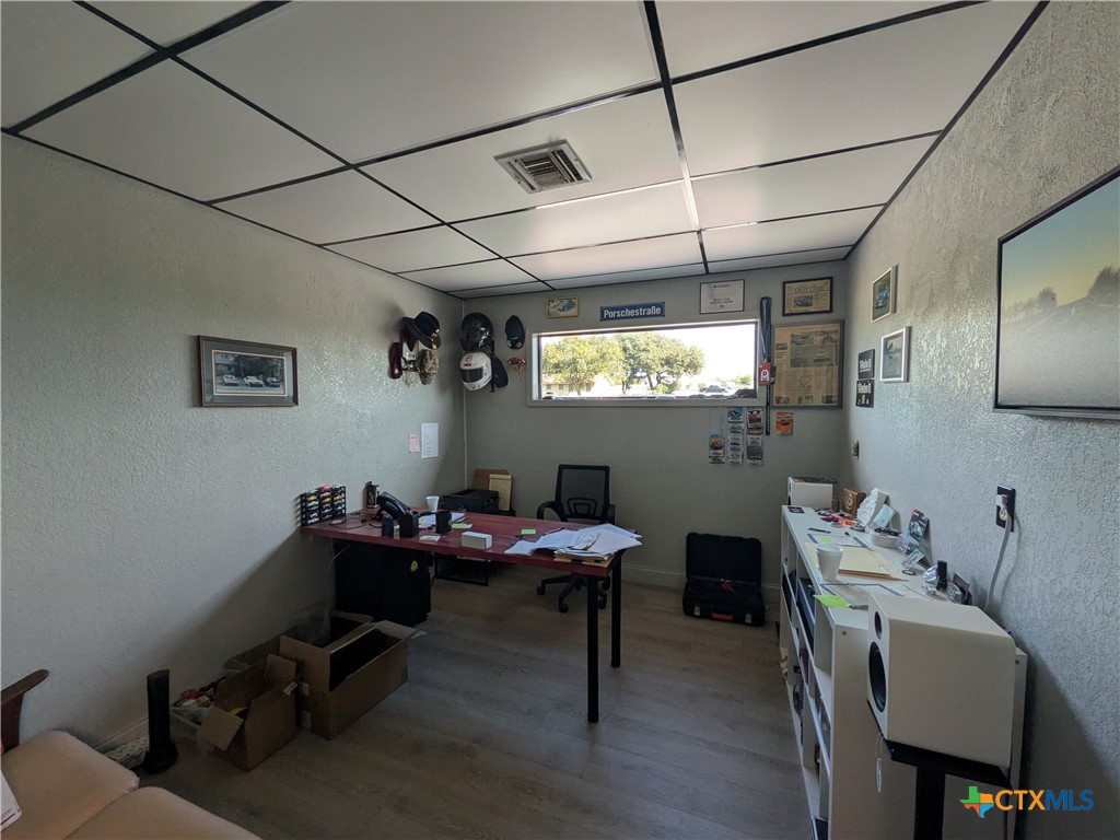 main property photo 36