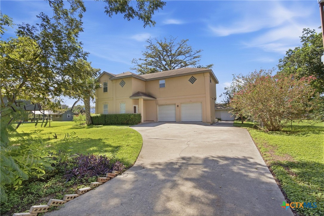 main property photo 9