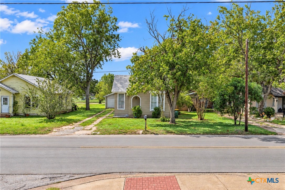main property photo 27