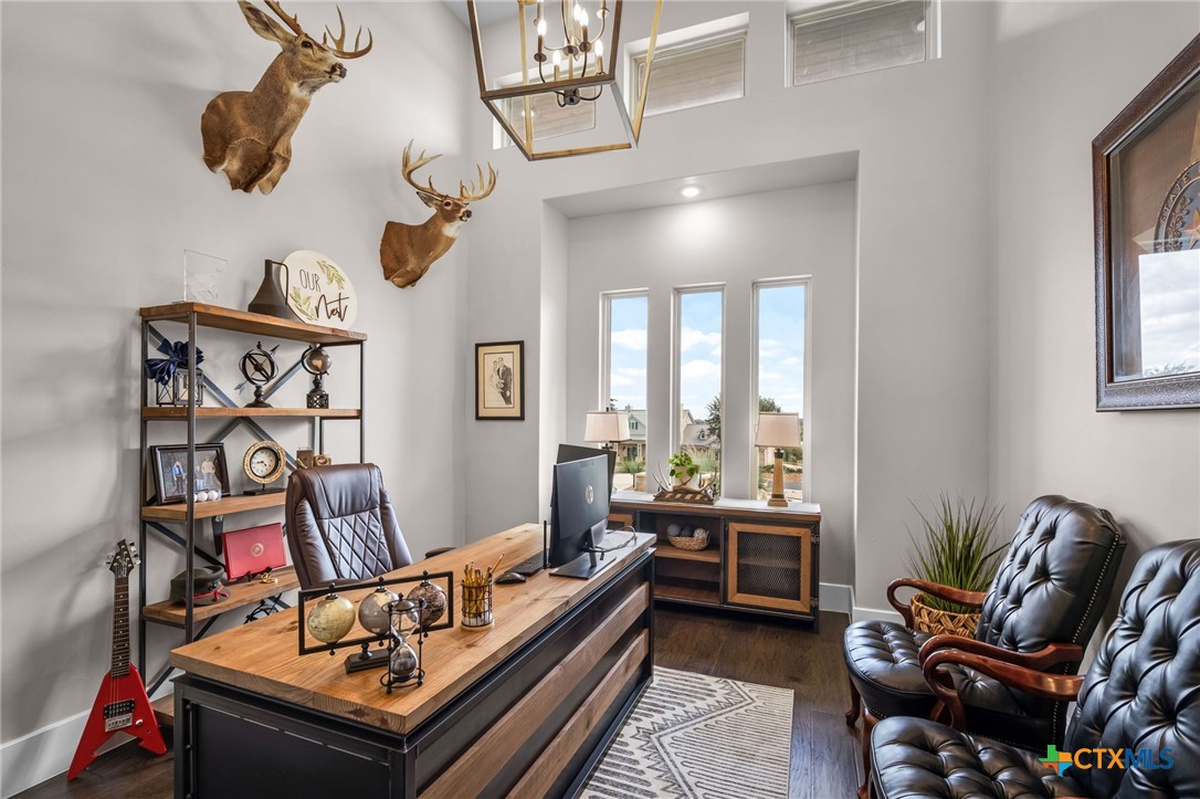 main property photo 25