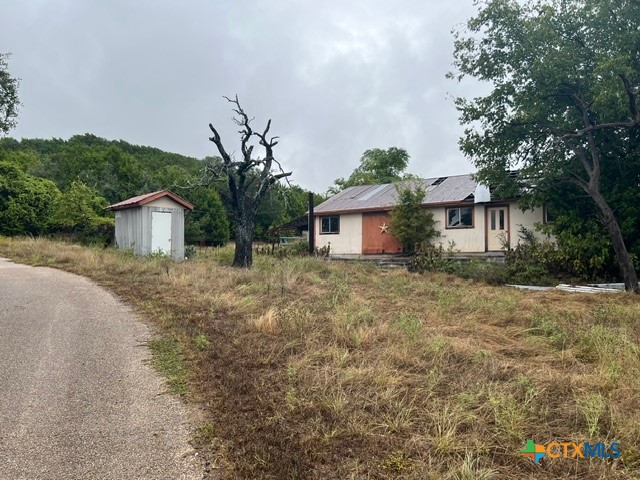 main property photo 28