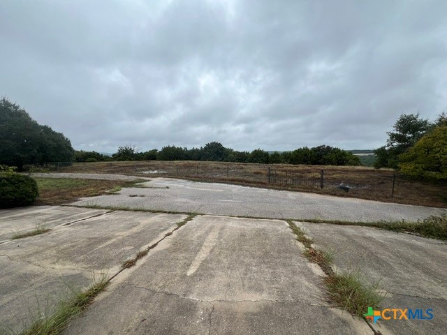 main property photo 39
