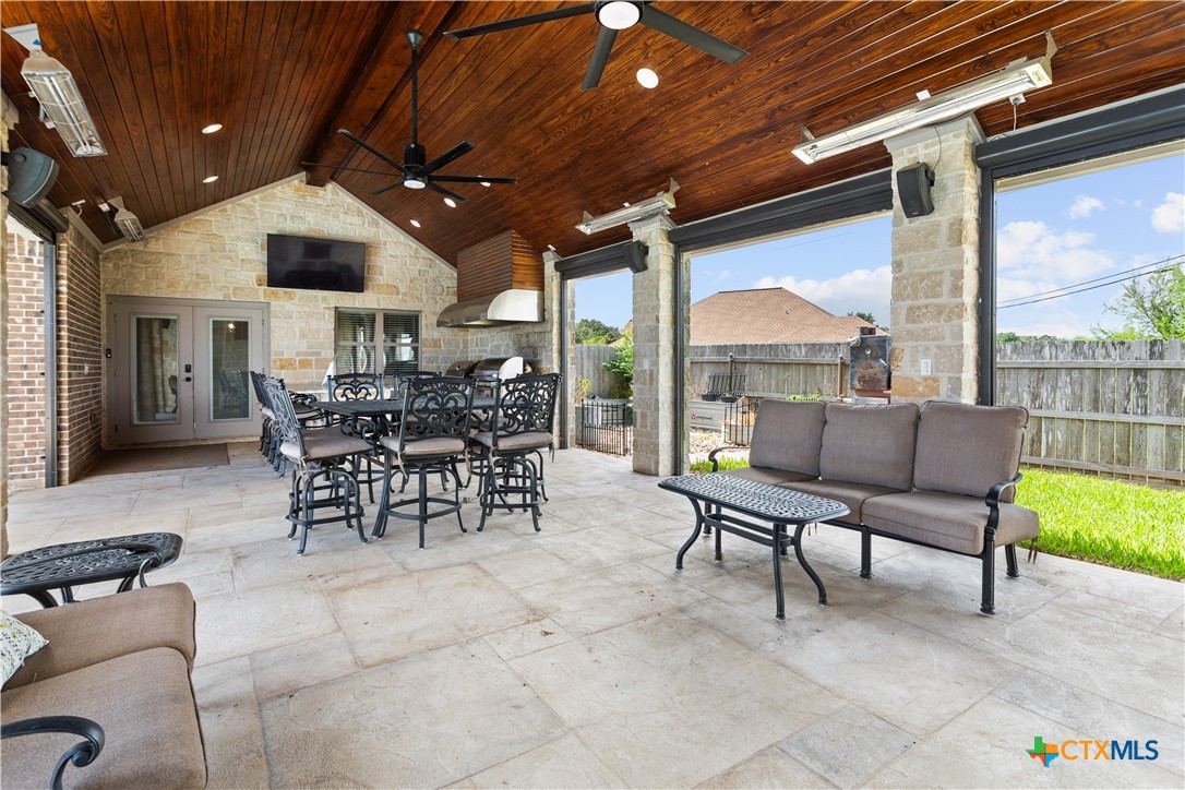 main property photo 29