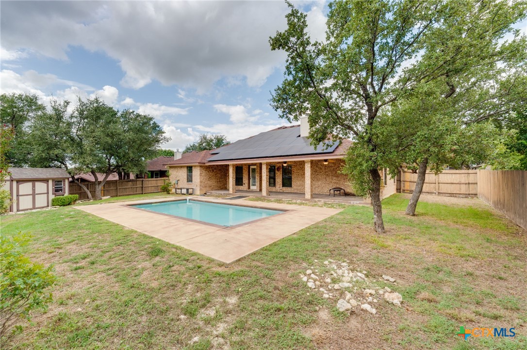 main property photo 28